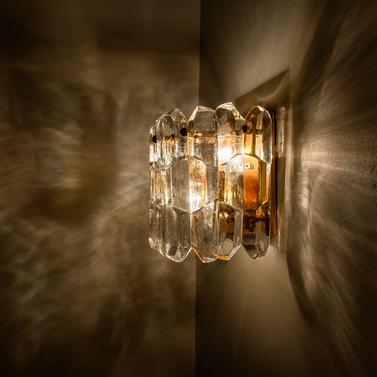 Pair of J.T. Kalmar 'Palazzo' Wall Light Fixtures Gilt Brass and Glass