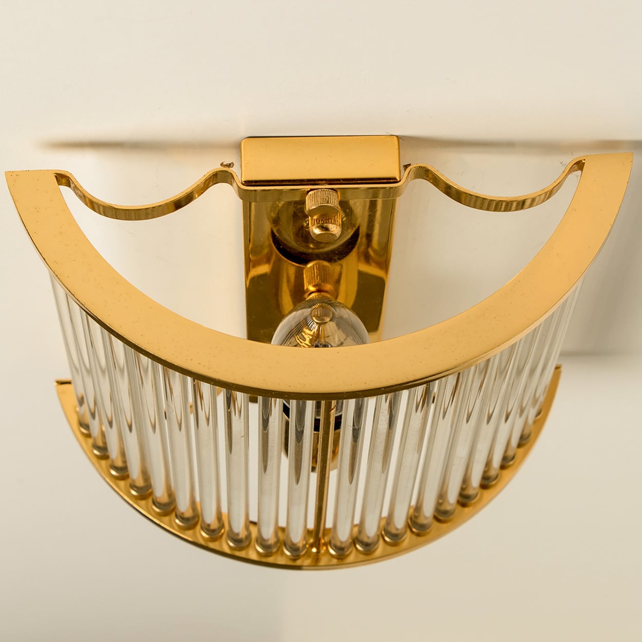 Pair of Clear Ridged Gold Glass Sconces in the style of Venini, Italy 1970