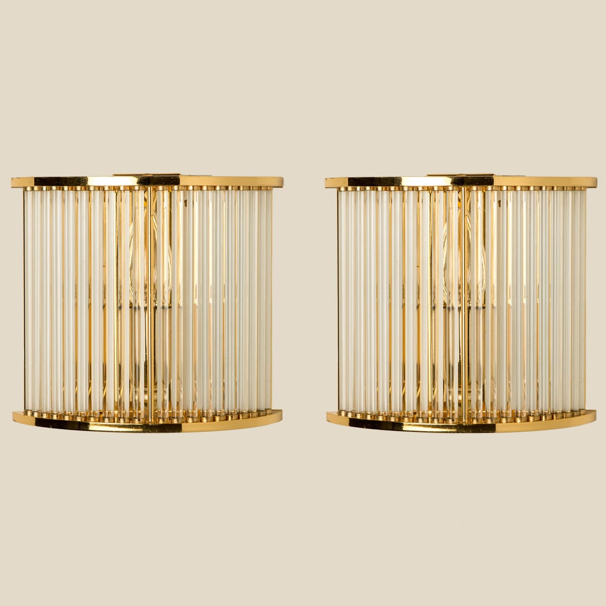Pair of Clear Ridged Gold Glass Sconces in the style of Venini, Italy 1970