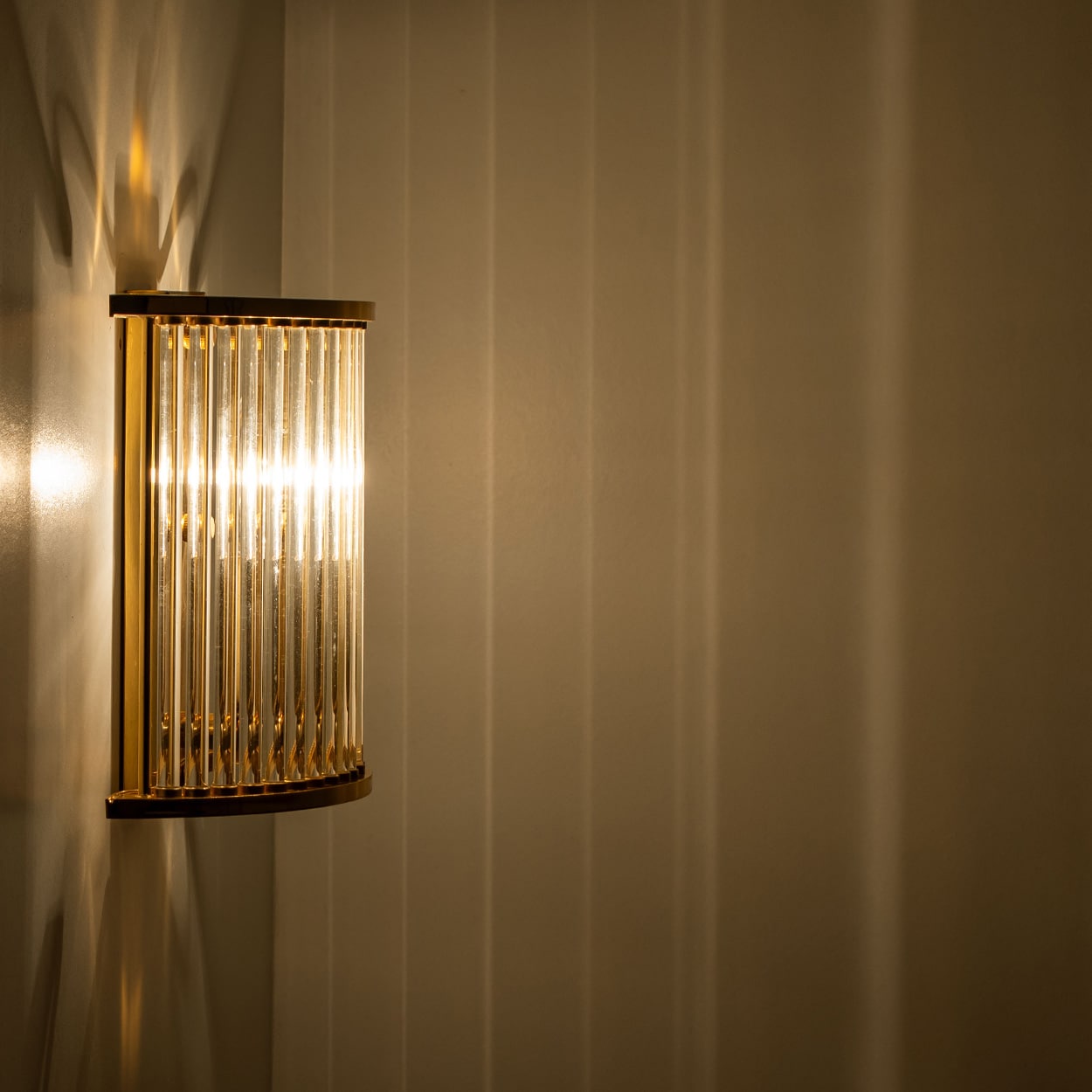 Pair of Clear Ridged Gold Glass Sconces in the style of Venini, Italy 1970