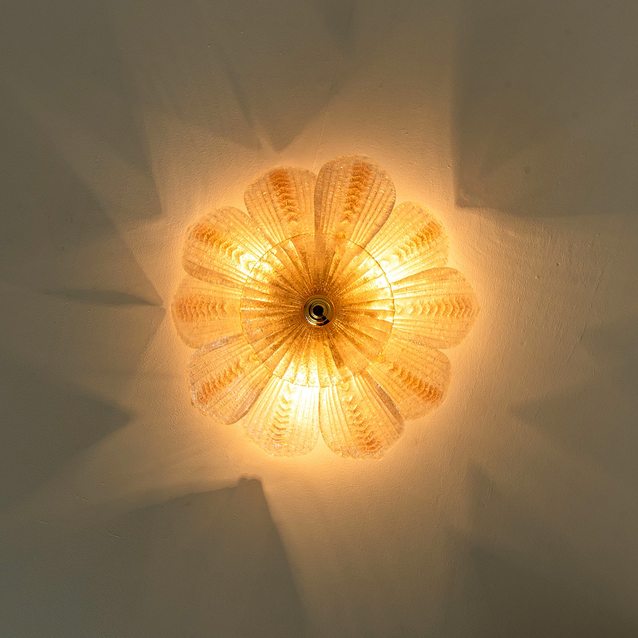 Beautiful Pink Clear Glass and Brass Flower Chandelier, in the style of Barovier