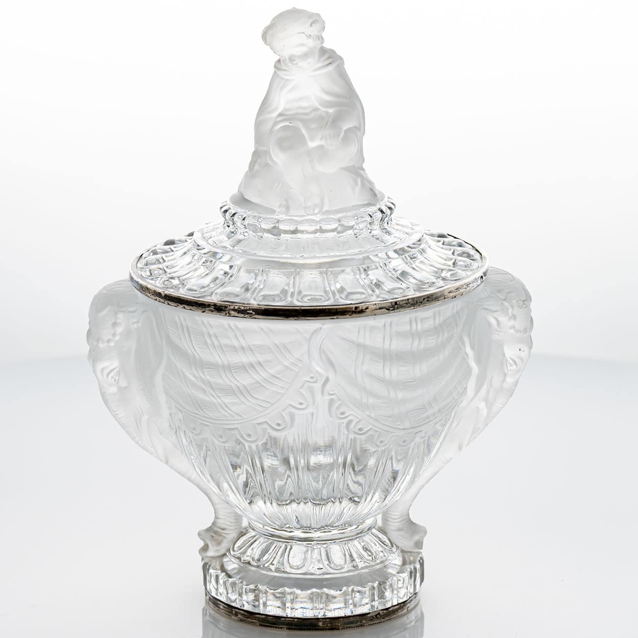Beautiful Baccarat Elephant Clear Crystal Dish, France
