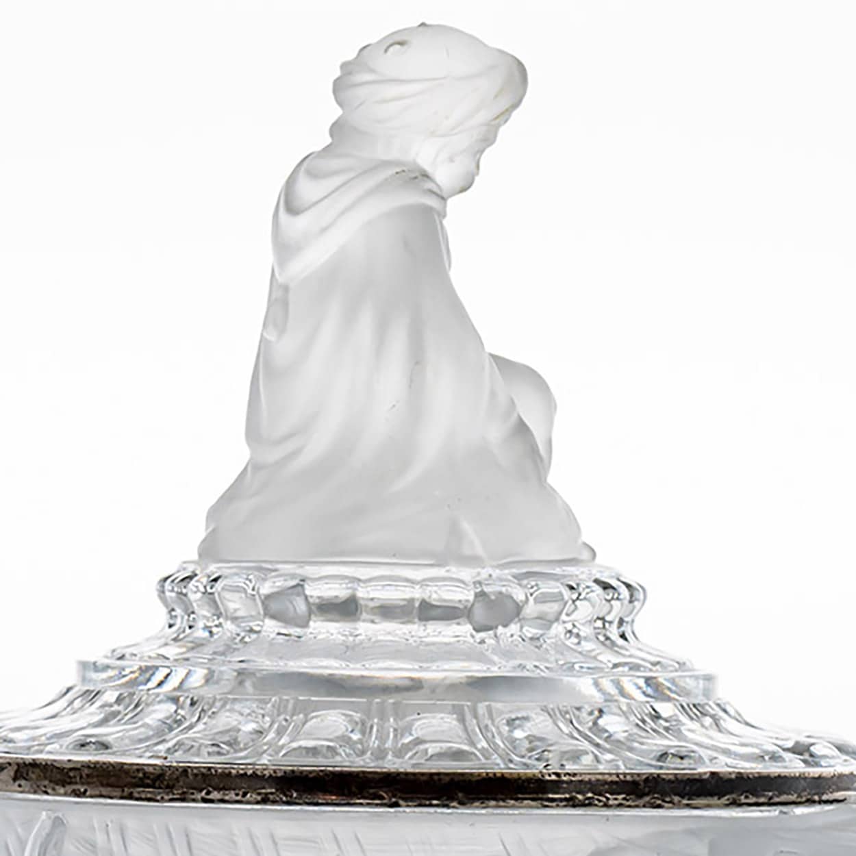Beautiful Baccarat Elephant Clear Crystal Dish, France