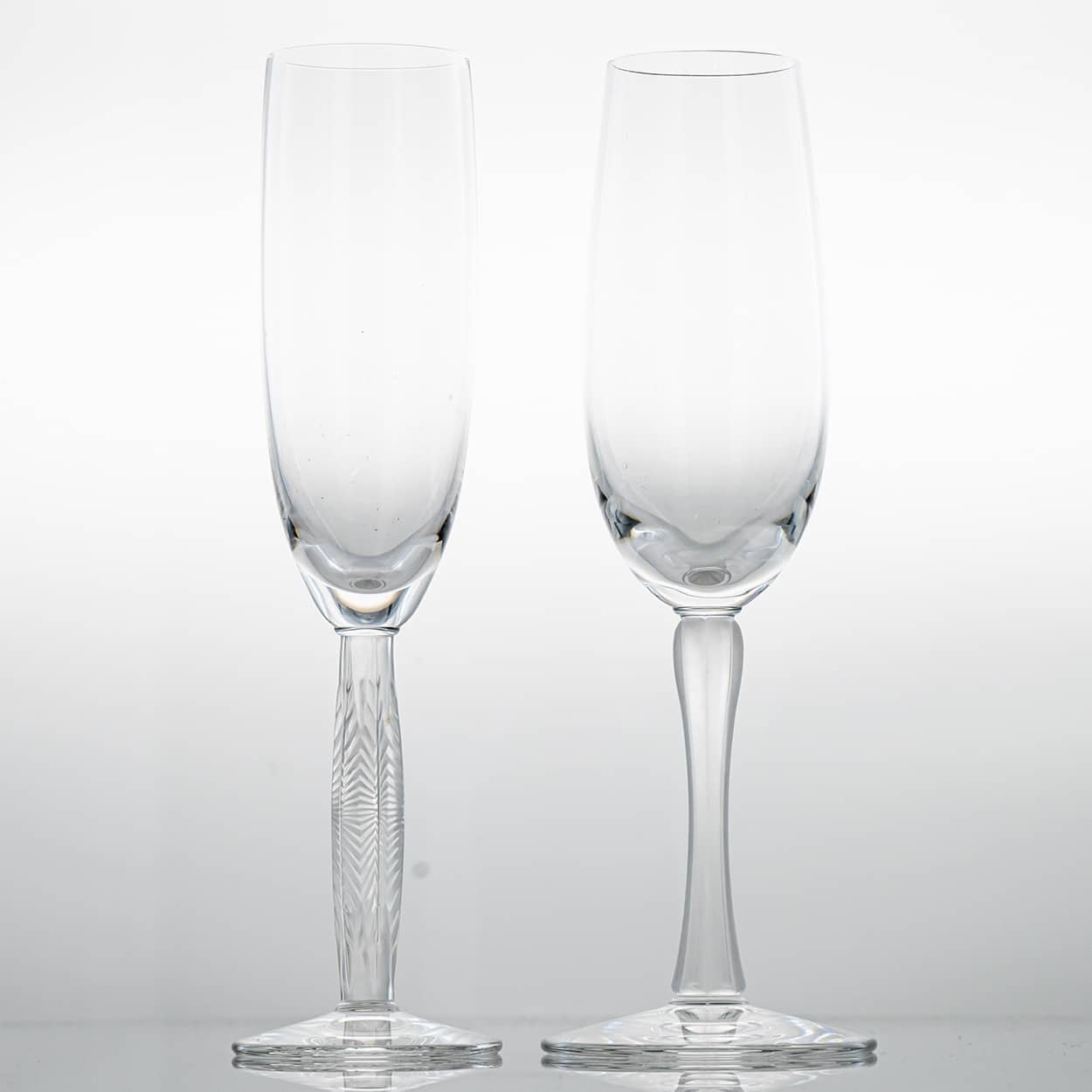Pair of 2 Lalique Crystal Champagne Glasses, France