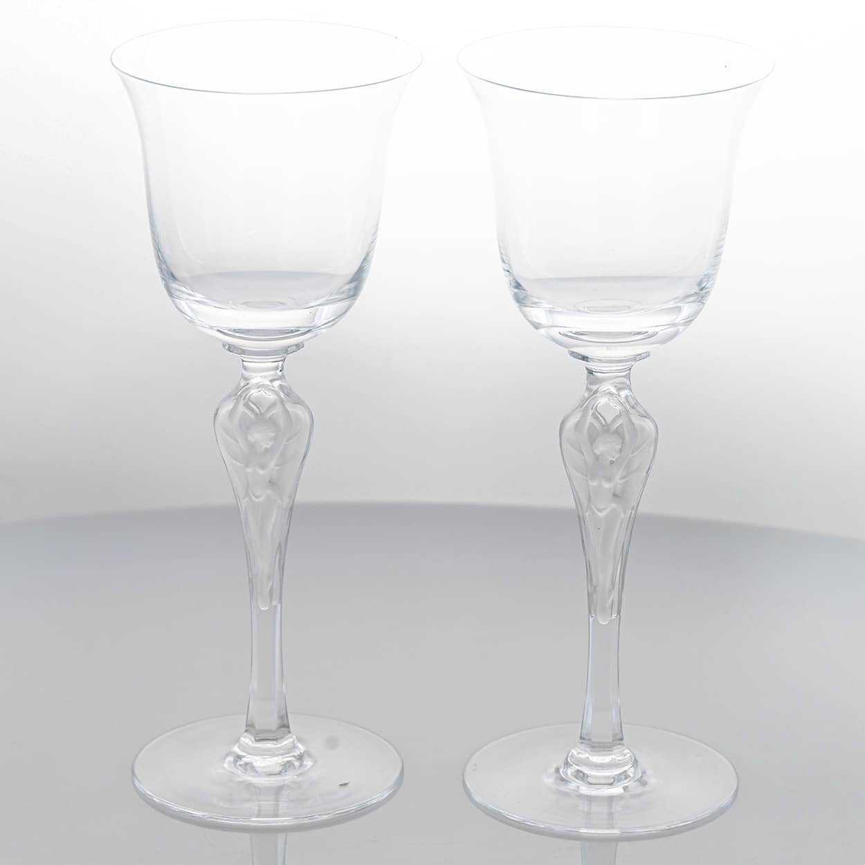 Pair of 2 Baccarat Crystal Wine Glasses, France